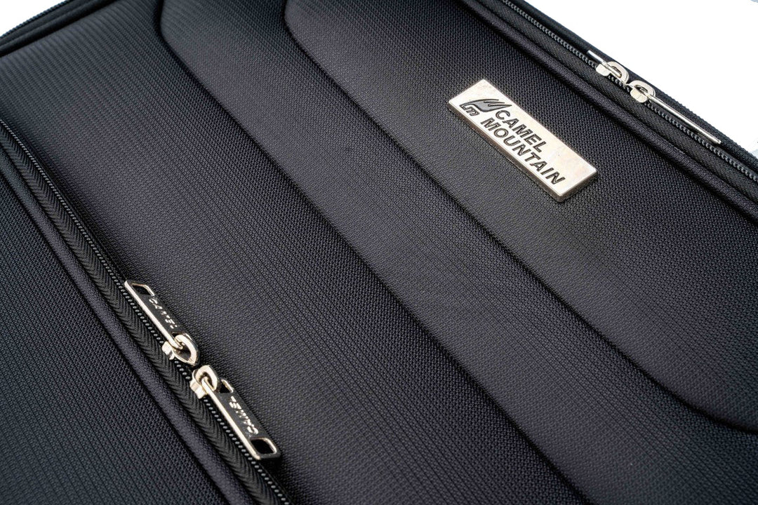 Camel Mountain® Napolitano Large 28" suitcase