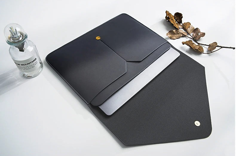 The Mauve™ Pro Laptop Sleeve by Camel Mountain – 0.41L & 0.49L, Fits 14" & 16" Laptops