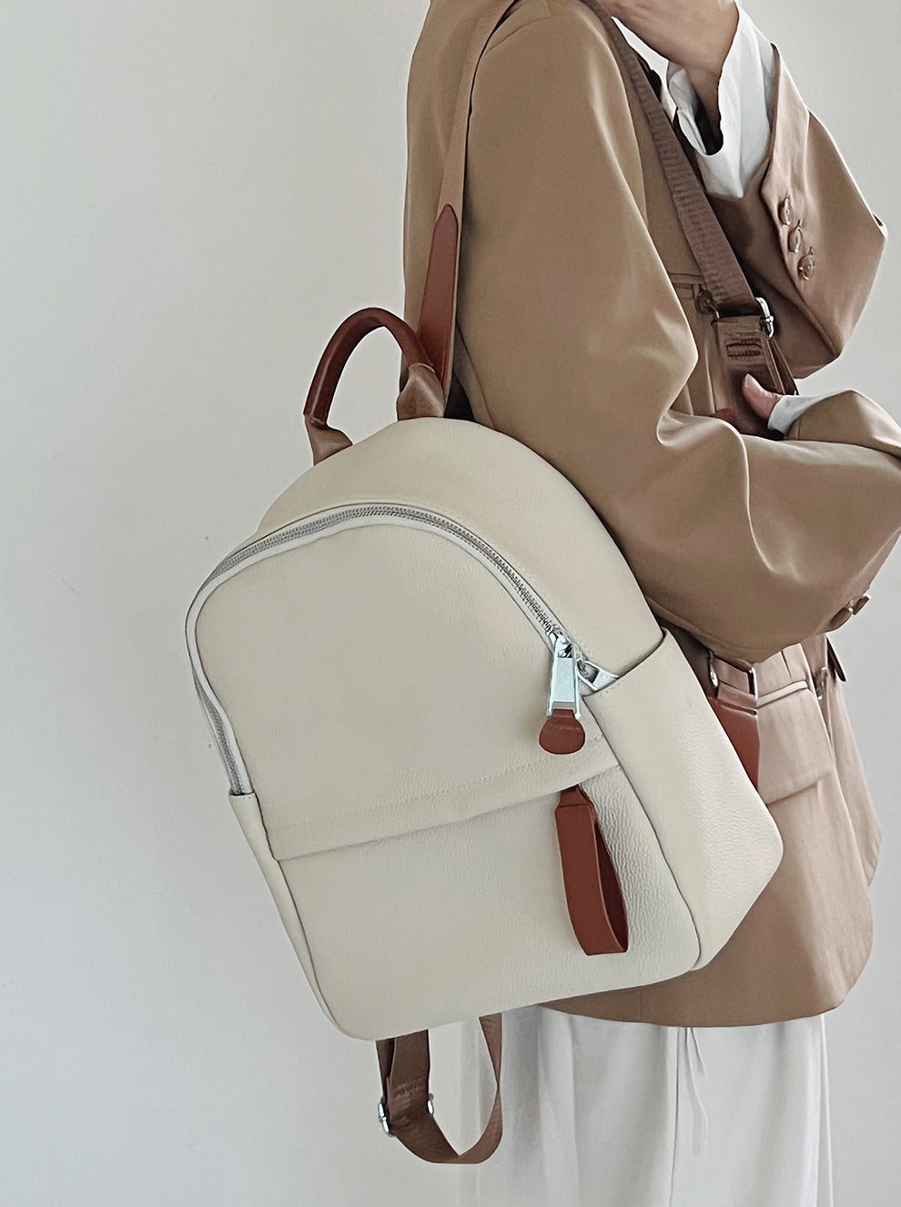 The ActionFlex™ Platinum Backpack