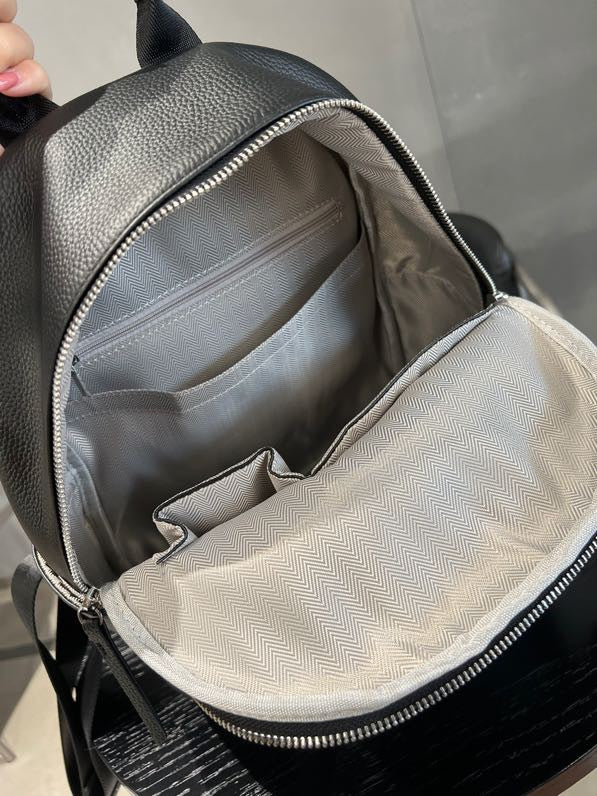 The ActionFlex™ Platinum Backpack