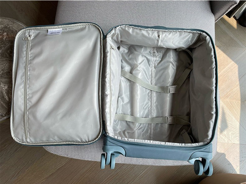 The Breakneck™ Edge Suitcase
