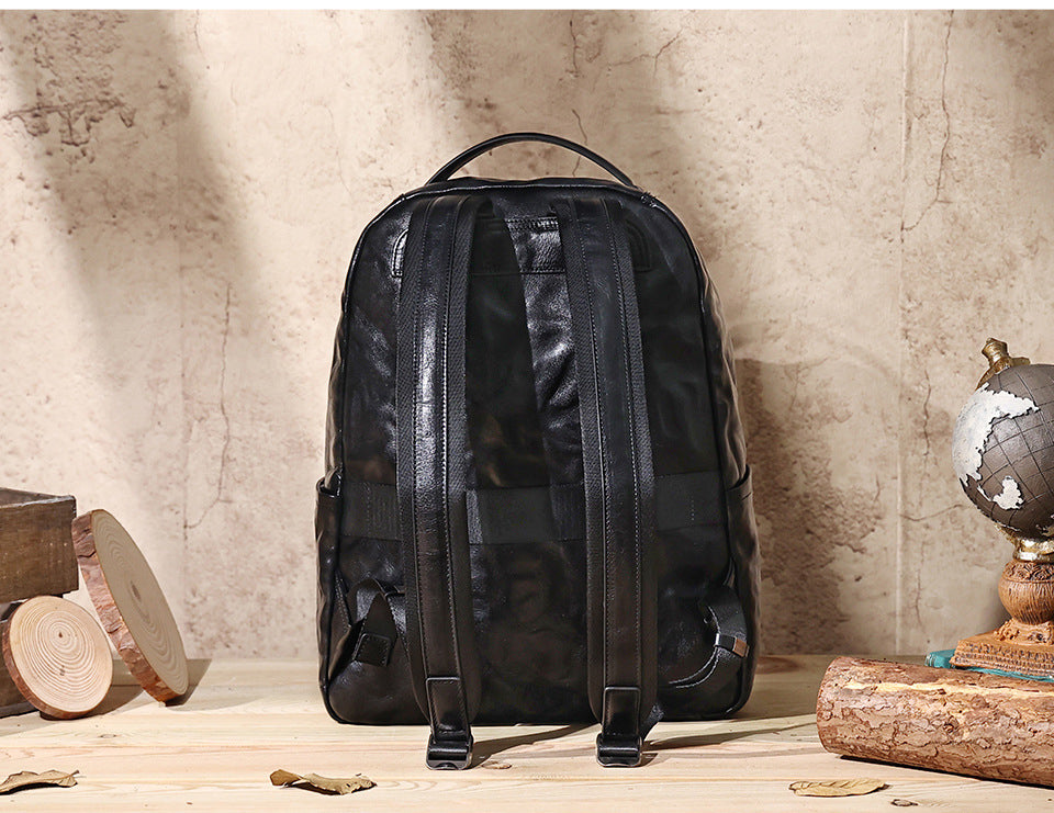 The ExplorePivot™ Evolve Backpack