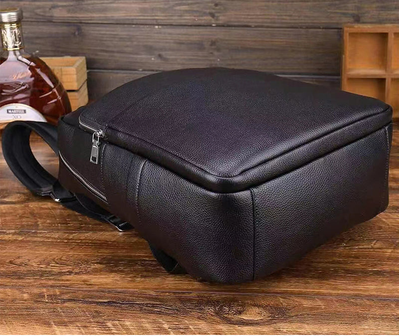 The HikeSync™ Turbo Backpack