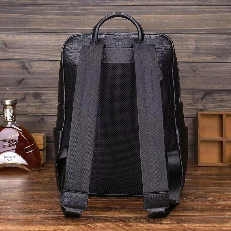 The HikeSync™ Turbo Backpack