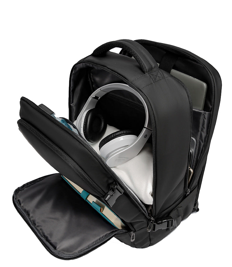 The Horizon™ Platinum Backpack