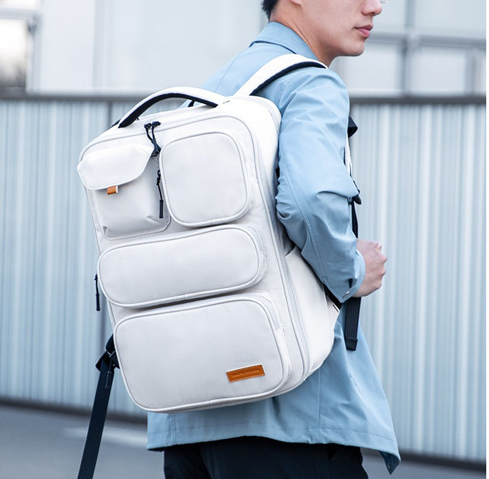 The RoamPack™ Edge Backpack