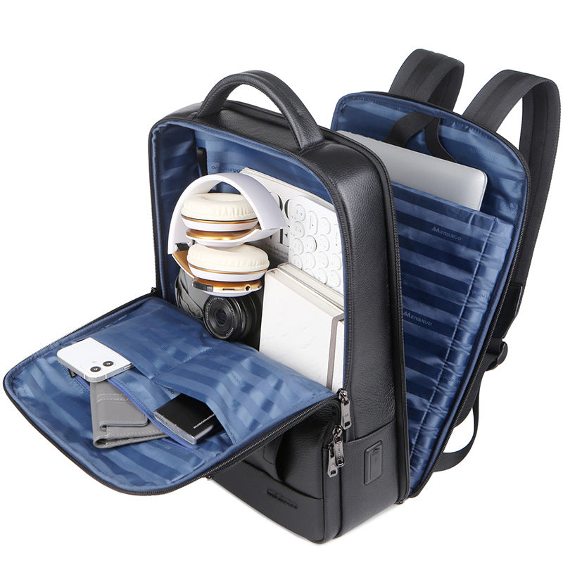 The RoamRush™ Max Backpack