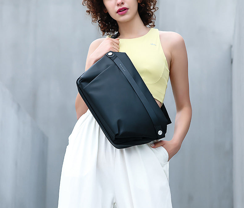 The SeeCityscape™ Evolve Bag