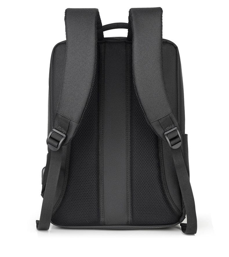 The TrailTech™ Platinum Backpack