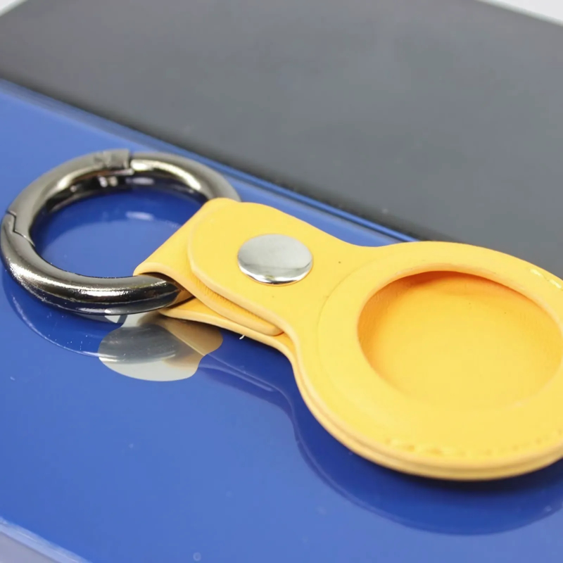Apple Airtag Holder Classic by Camel Mountain