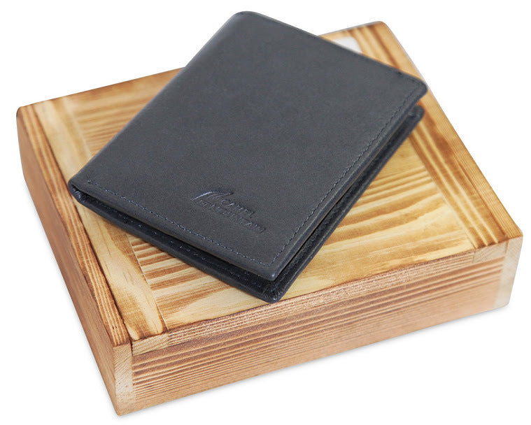 The Compact™ Pro Wallet