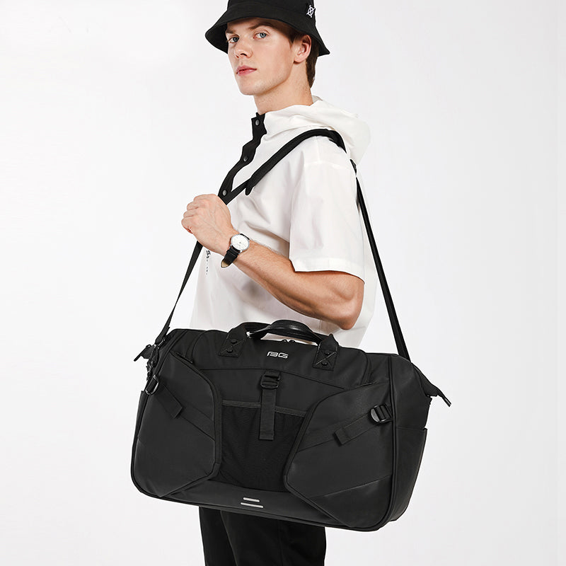 Knuckles-bag-travel