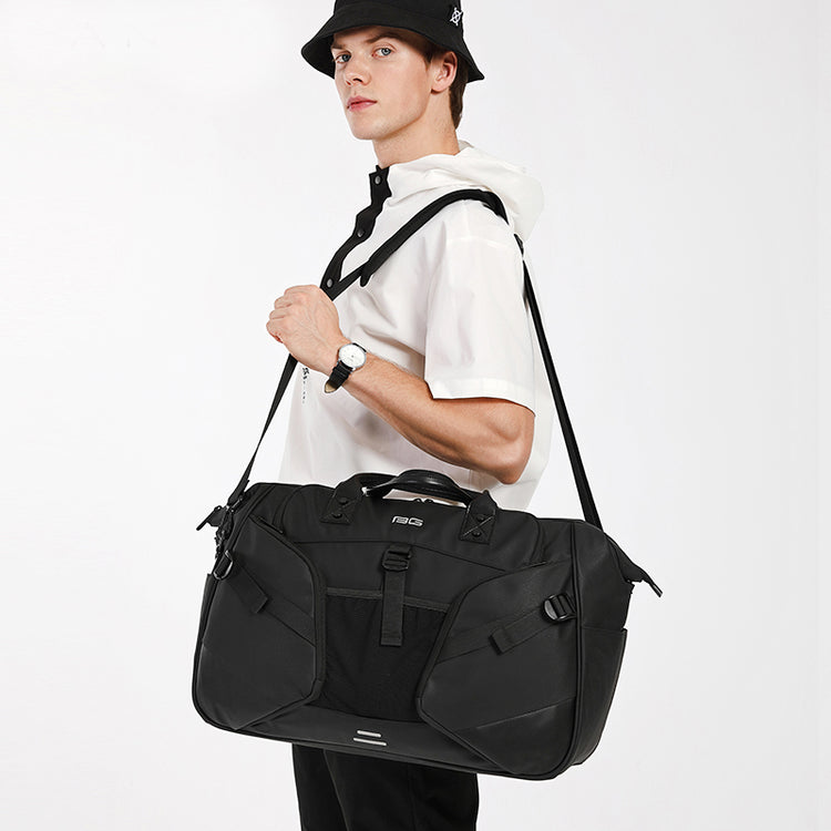 Knuckles-bag-travel