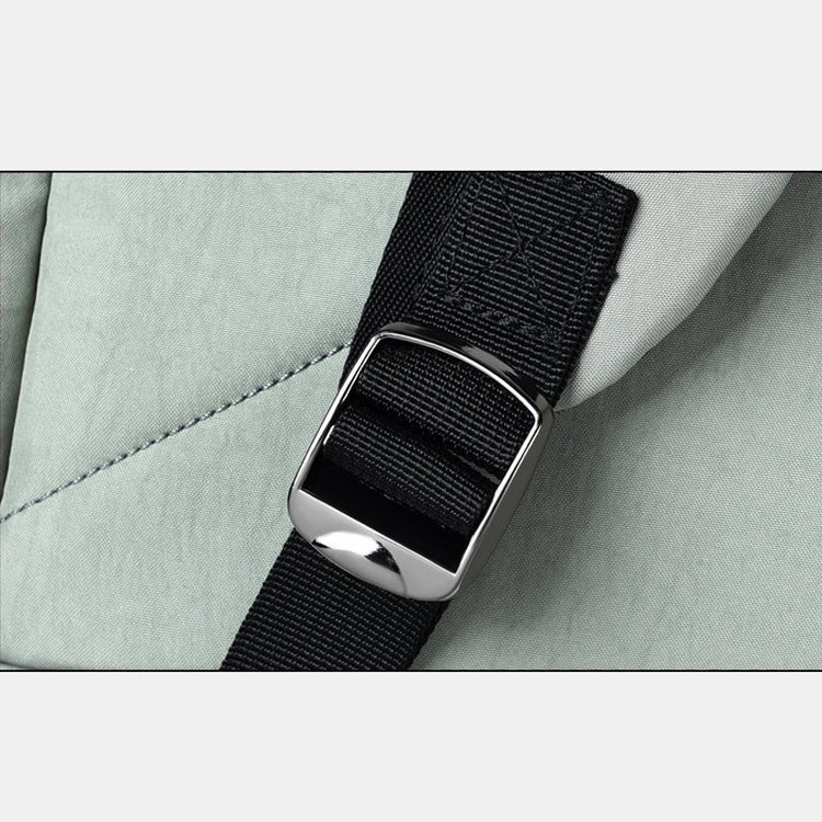 Quantum-Backpack-Fashion-Business