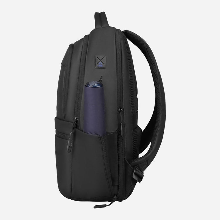 Black oxford backpack for professionals