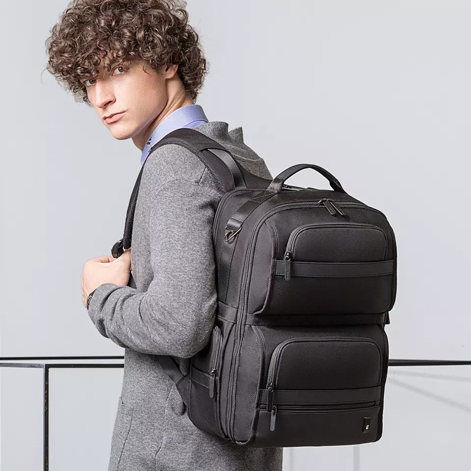 The Aluinn™ Pro Backpack