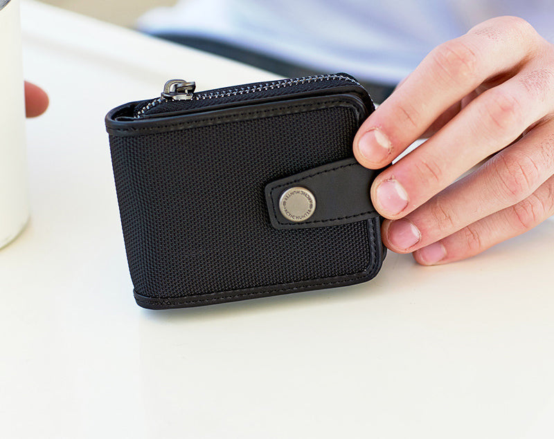 The Astonish™ Pro Wallet