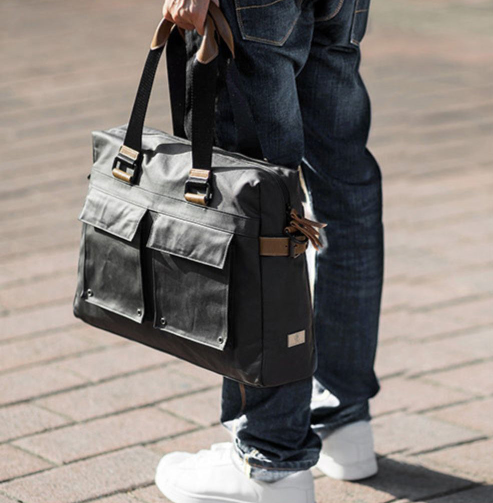 The Axiom Laptop Daily Business Bag