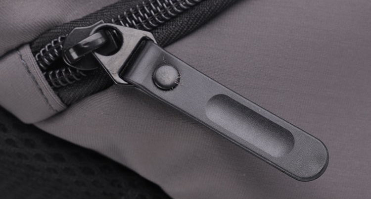 The Blades™ Pro Bag