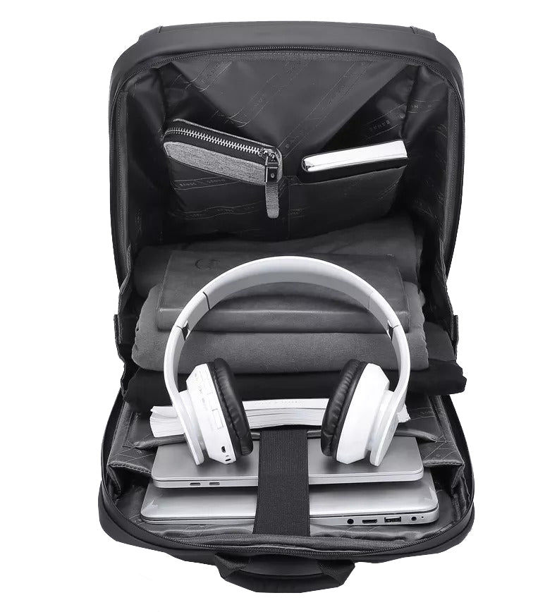 The Boathouse™ Pro Backpack