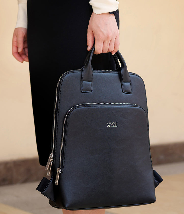 The Bustling™ Pro Backpack