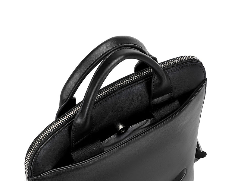 The Bustling™ Pro Backpack