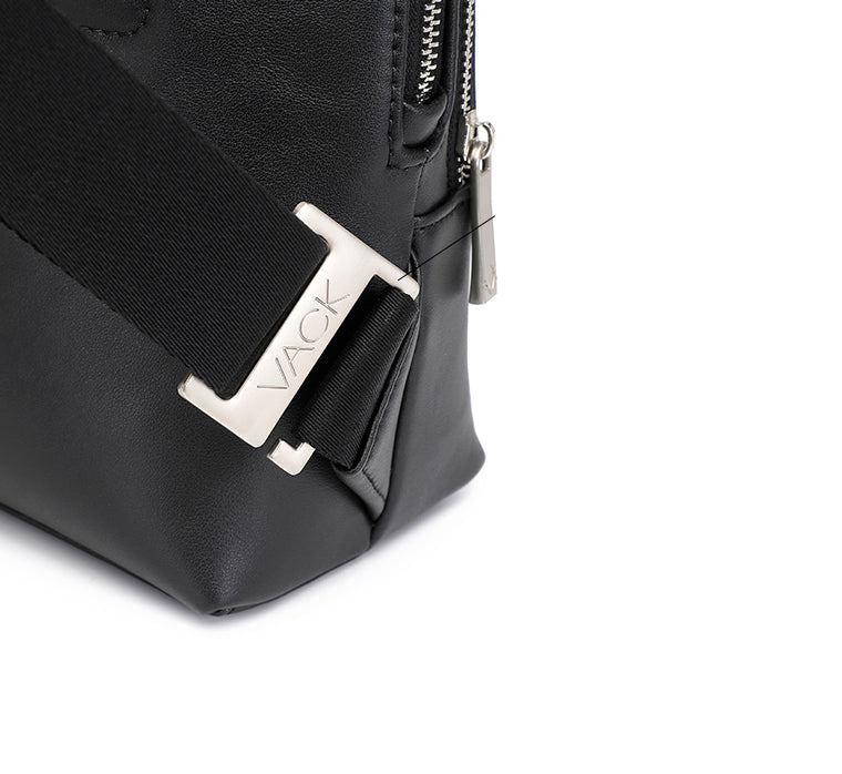 The Bustling™ Pro Backpack