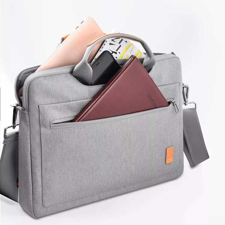 The Clipper™ Pro Bag