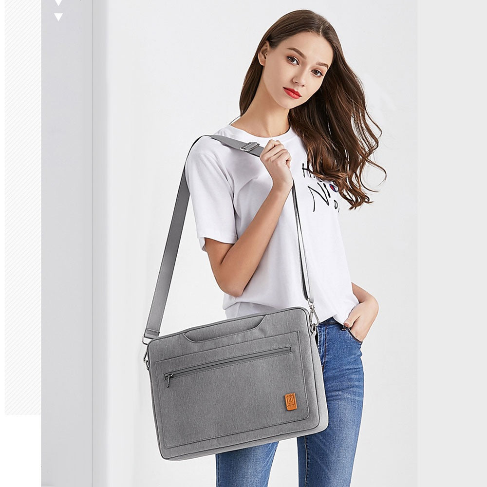 The Clipper™ Pro Bag