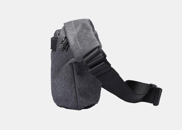The Dame de Fantaisie Essentials Sling Bag