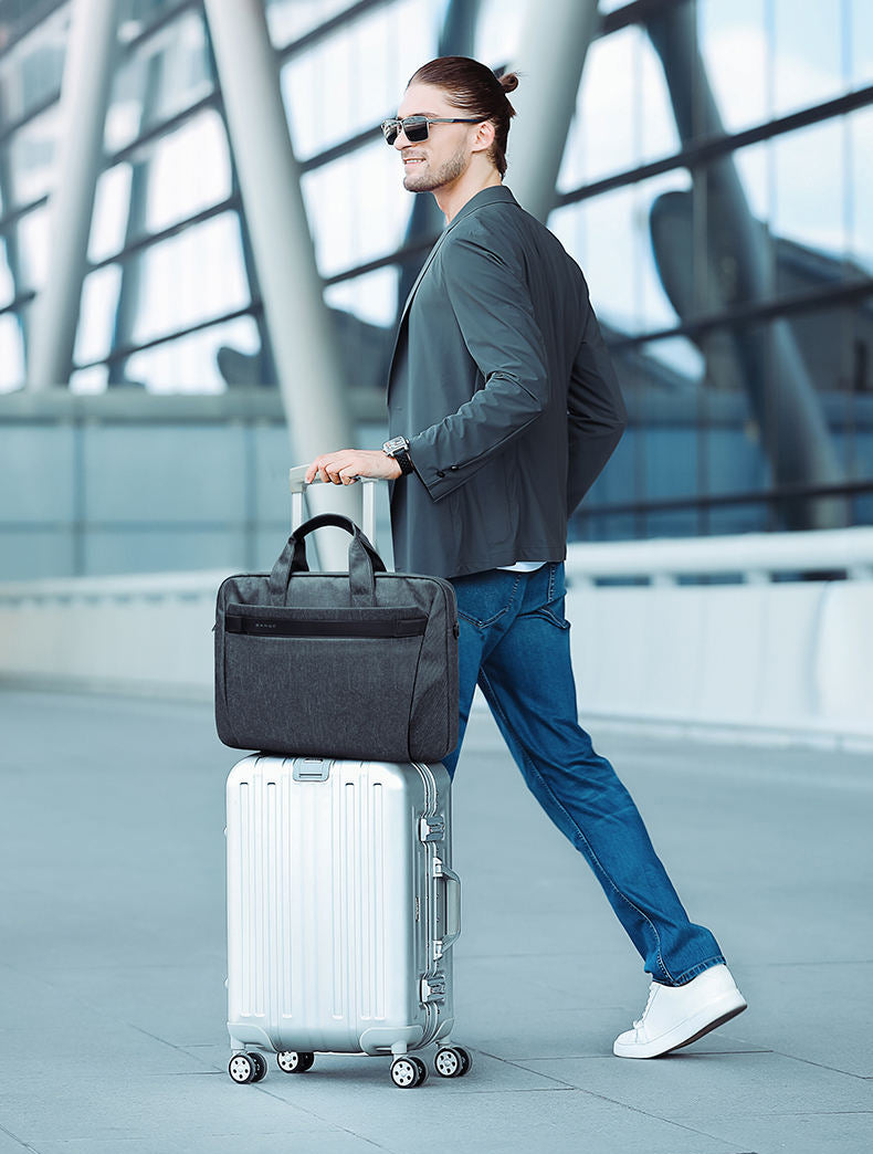The Eleganza Qualified Smart 17 inch Men Briefcase