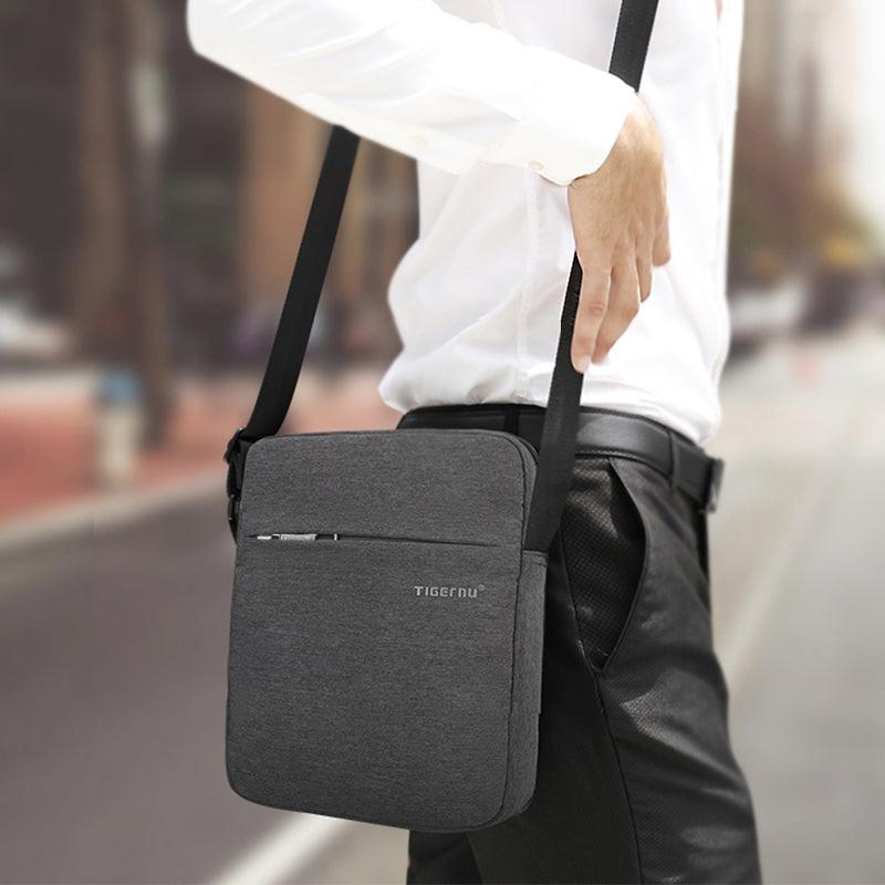 The Fergus Medium Smart Side Bag Men
