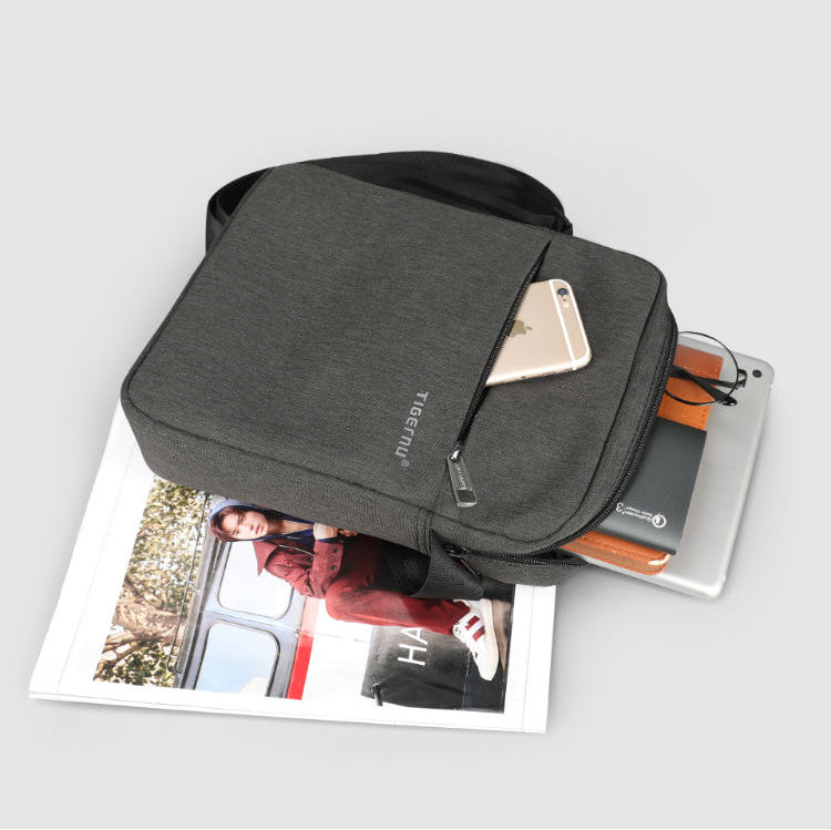 The Fergus Medium Smart Side Bag Men