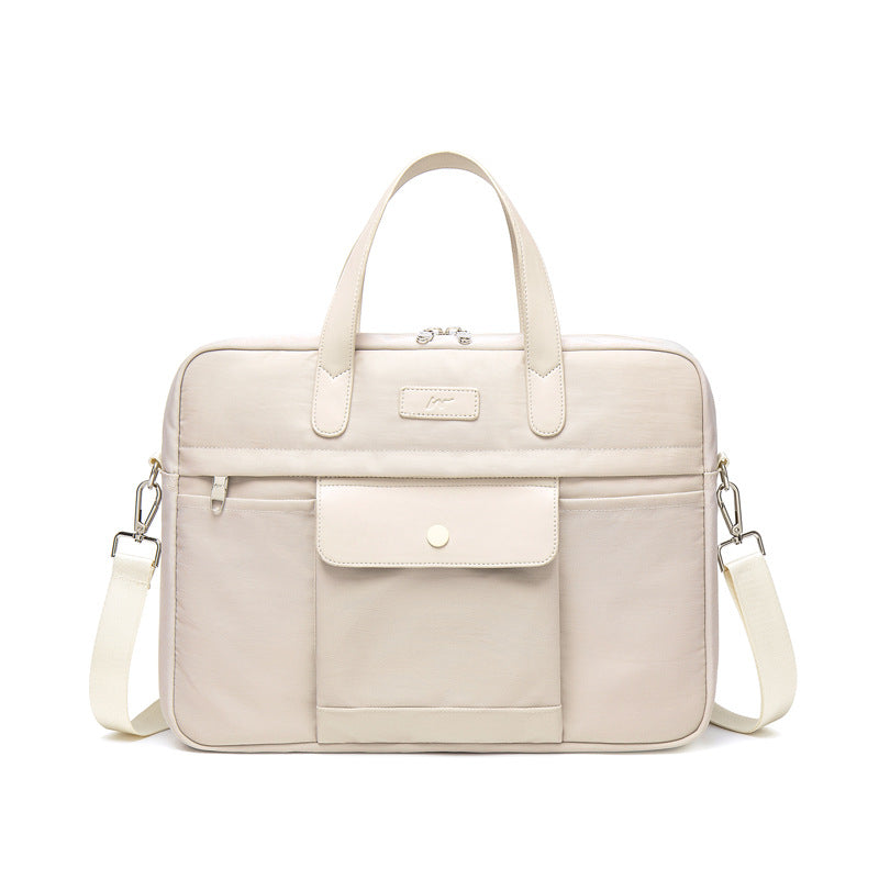 The Jordan™ Pro Bag