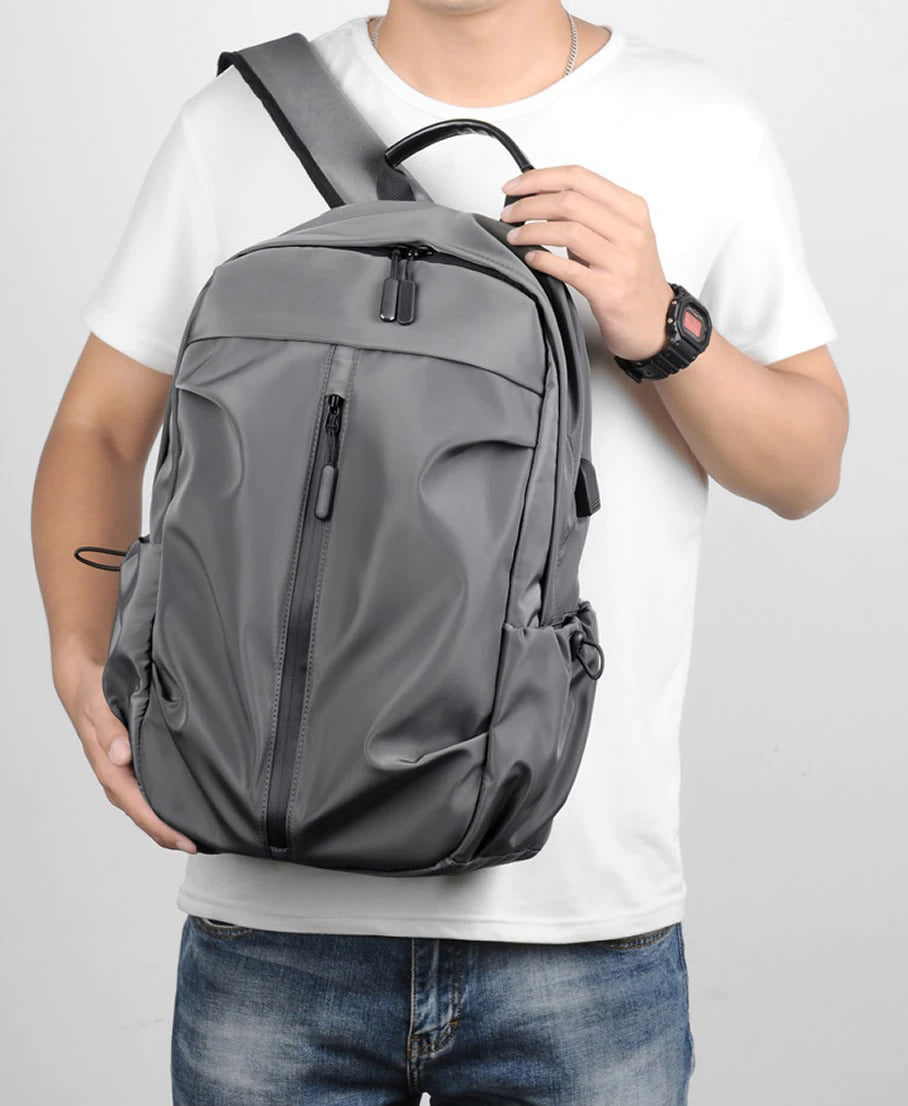 The Junkies™ Pro Backpack