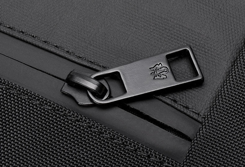 The Major Smart Laptop Case