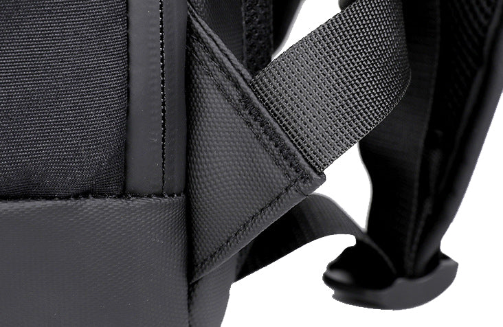 The Muscle™ Pro Backpack