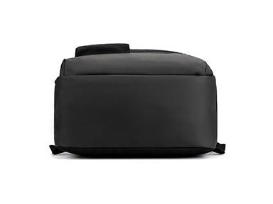 The Ochocinco™ Pro 15.6" Laptop Pack