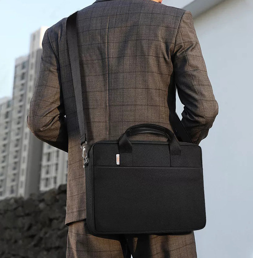 The Reel™ Pro Bag