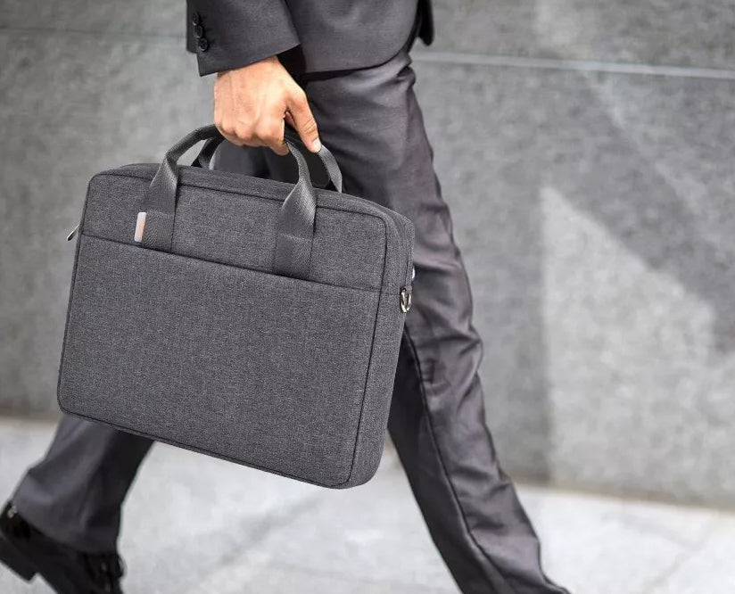 The Reel™ Pro Bag