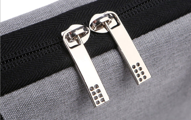 The Revis™ Pro 14" Laptop Holder