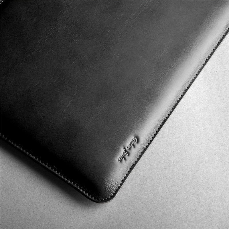 The Straight™ Laptop Bag