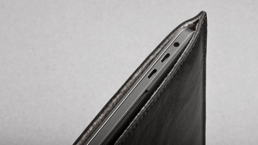 The Straight™ Laptop Bag