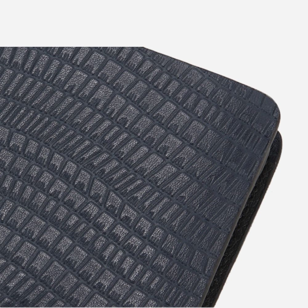 Rouge leather wallet