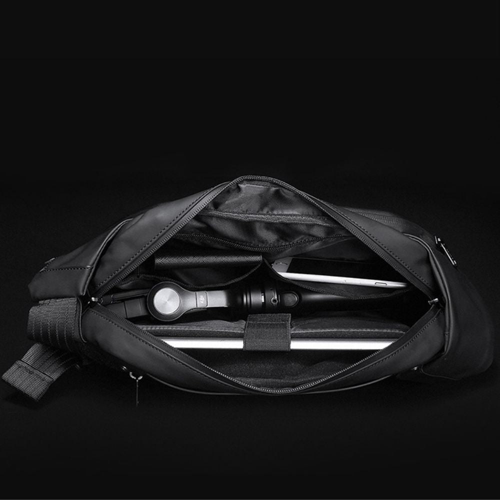 multicompartmentblackFlirtCrossbodyBag9.7Notepad