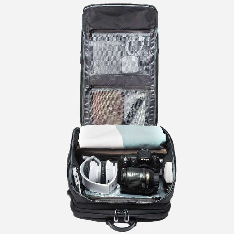 laptop backpack for businessmen